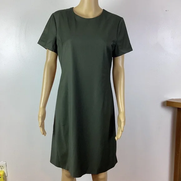 green emerald velvet dress Just A Theory Emerald Floral Dress, X-Large - The Mint Julep Boutique